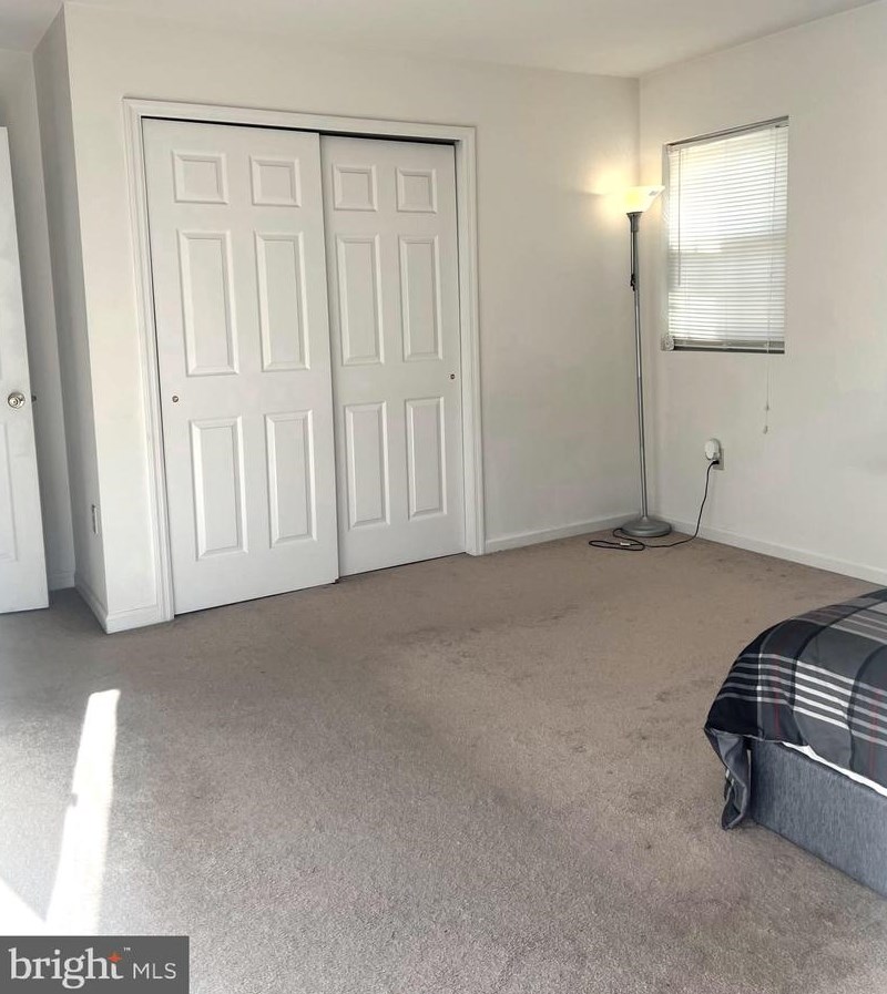 2016 Acorn Dr, Lebanon PA  17042-4600 exterior