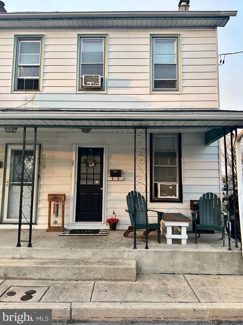 25 Folmer St, Lebanon, PA 17042-5634