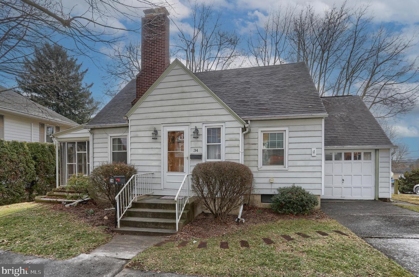 34 Penn Ave, Lebanon, PA 17042-3201