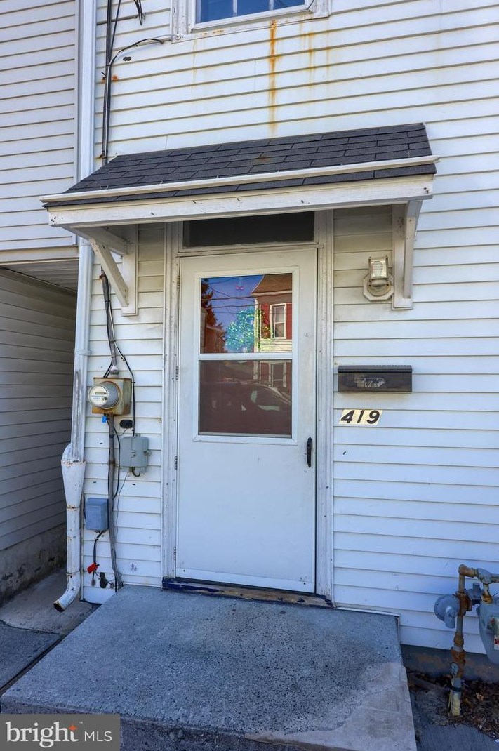 419 4th St, Lebanon, PA 17042-6208