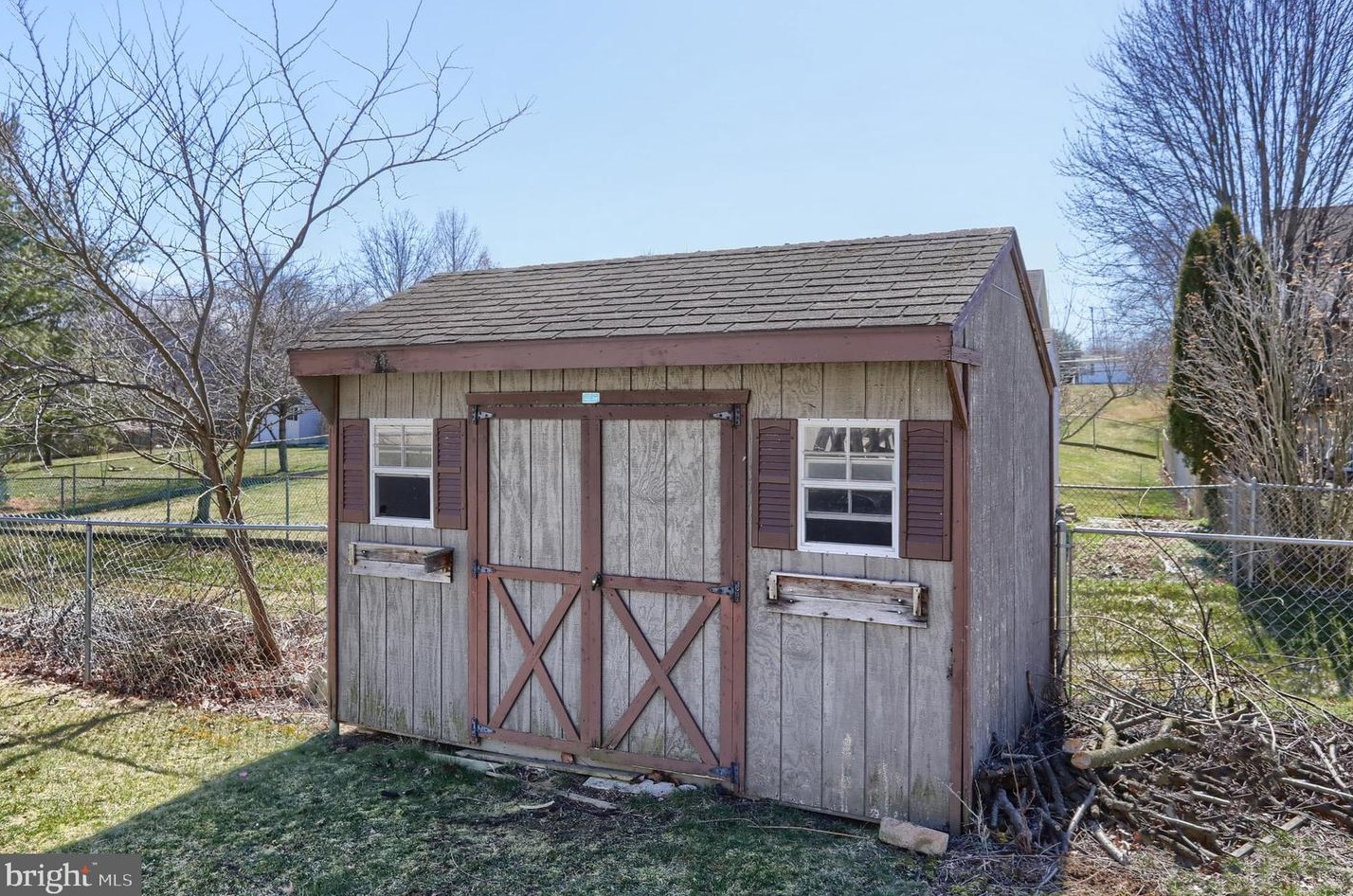 103 Swatara Cir, Bordnersville PA  17038-9719 exterior