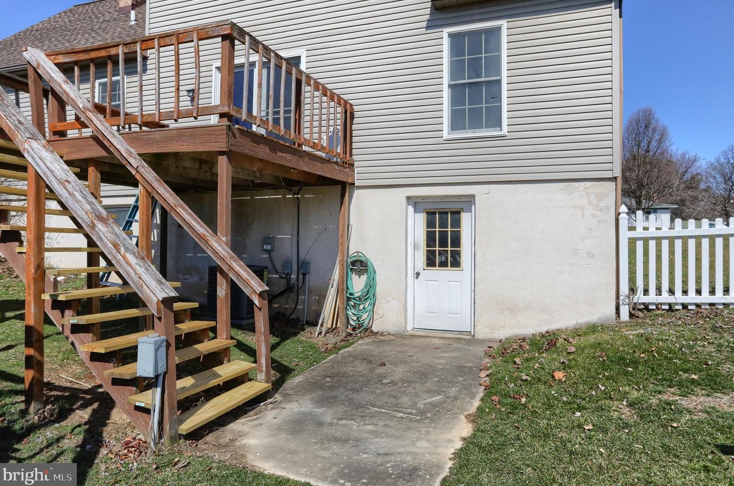 103 Swatara Cir, Bordnersville PA  17038-9719 exterior