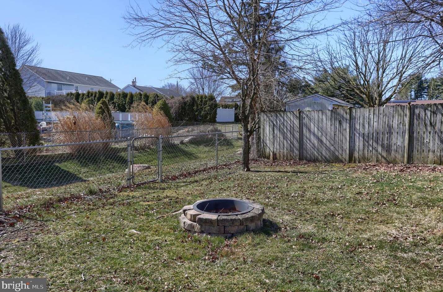 103 Swatara Cir, Bordnersville PA  17038-9719 exterior