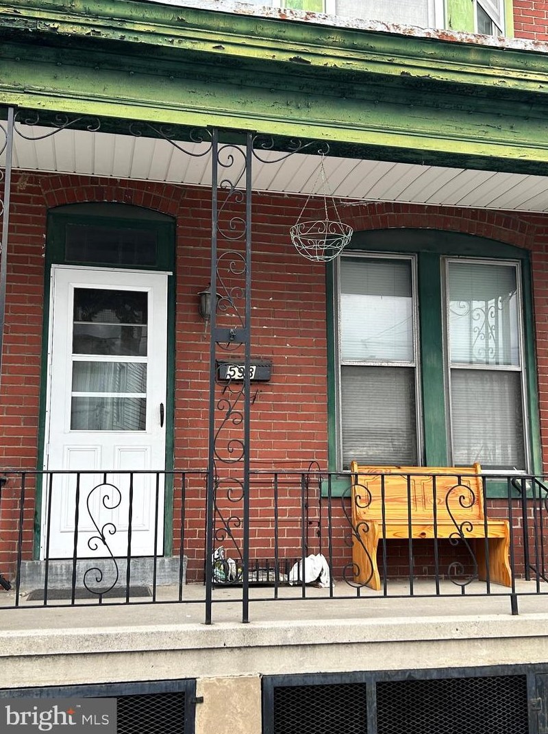 593 Guilford St, Lebanon, PA 17046-3633
