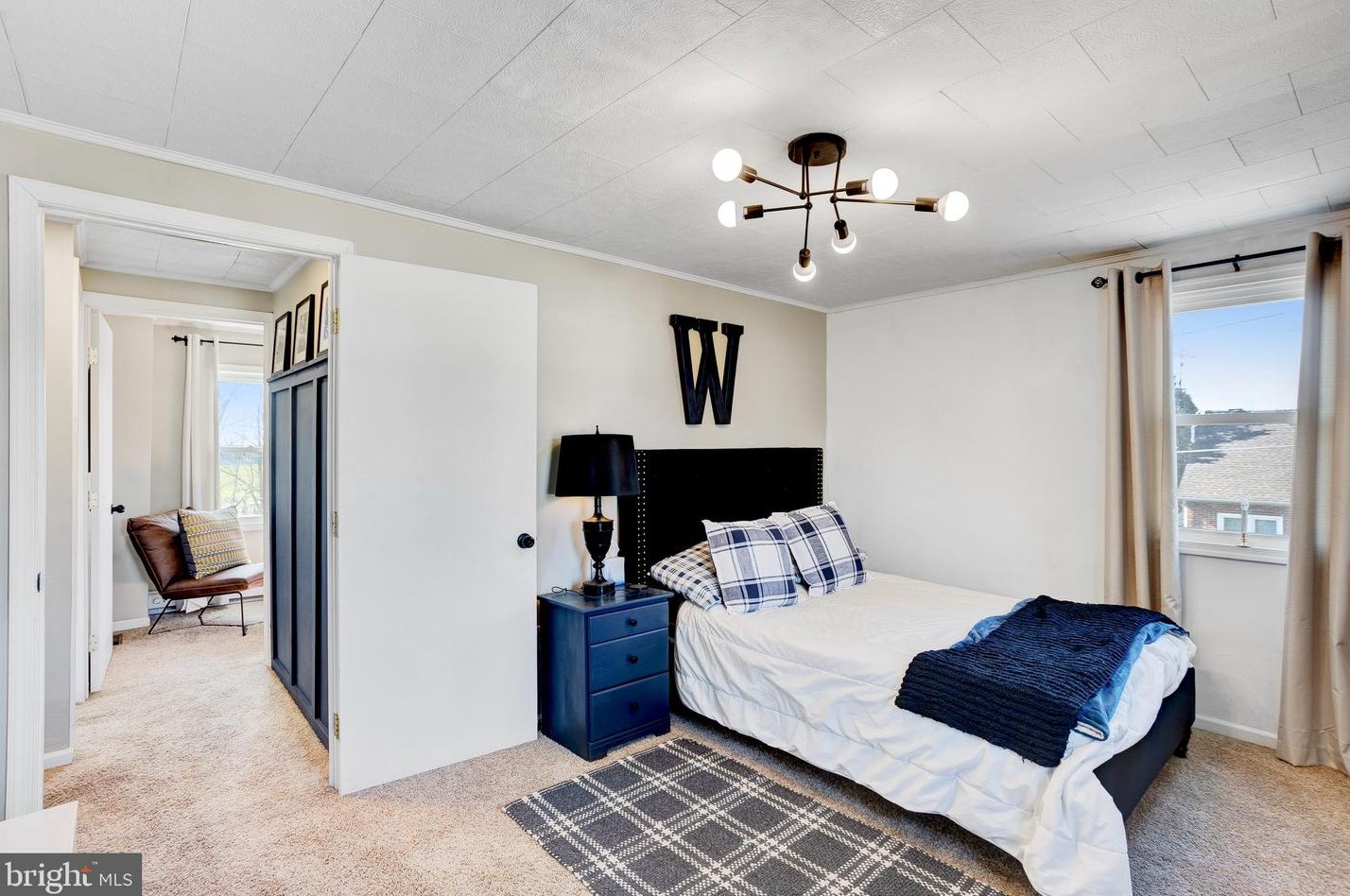 1914 Allegheny Ave, Lebanon PA  17042-8313 exterior