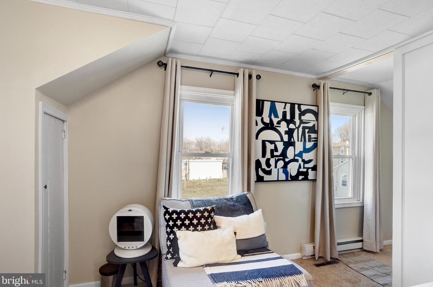 1914 Allegheny Ave, Lebanon PA  17042-8313 exterior