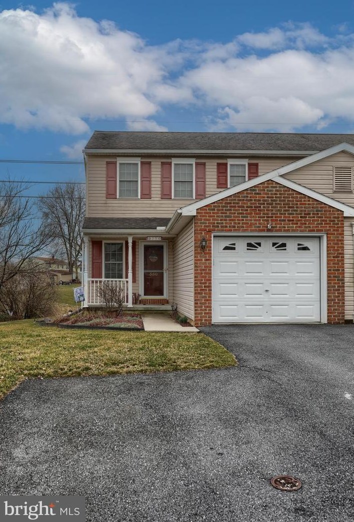 350 Lighthouse Dr, Bordnersville, PA 17038-8950