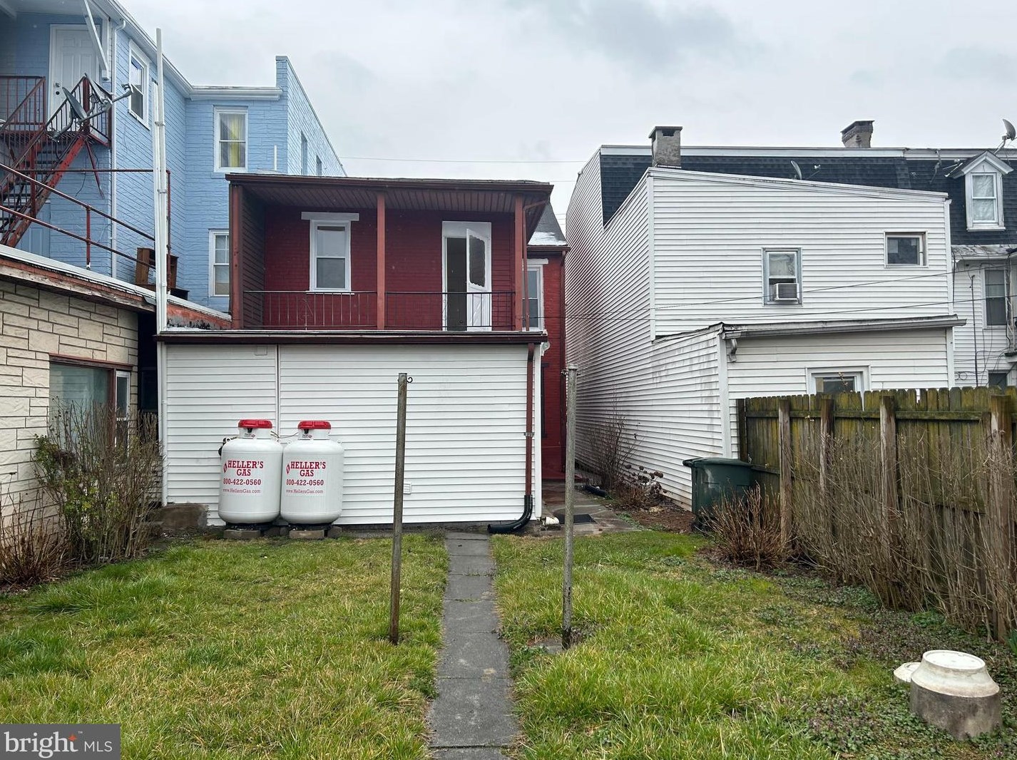 373 10th St, Lebanon PA  17042-5916 exterior