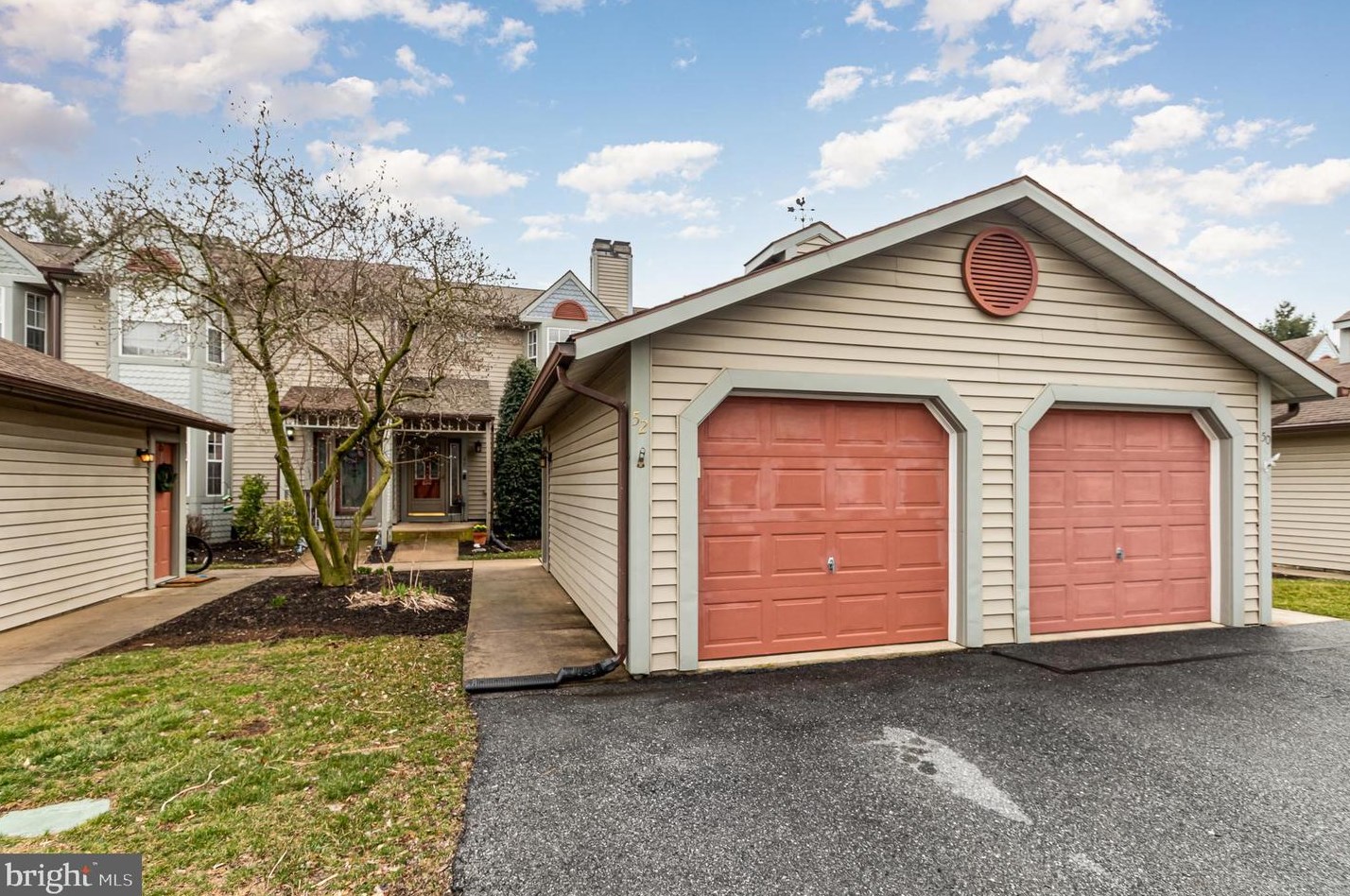 52 Shady Ln, Bellegrove, PA 17003-9306