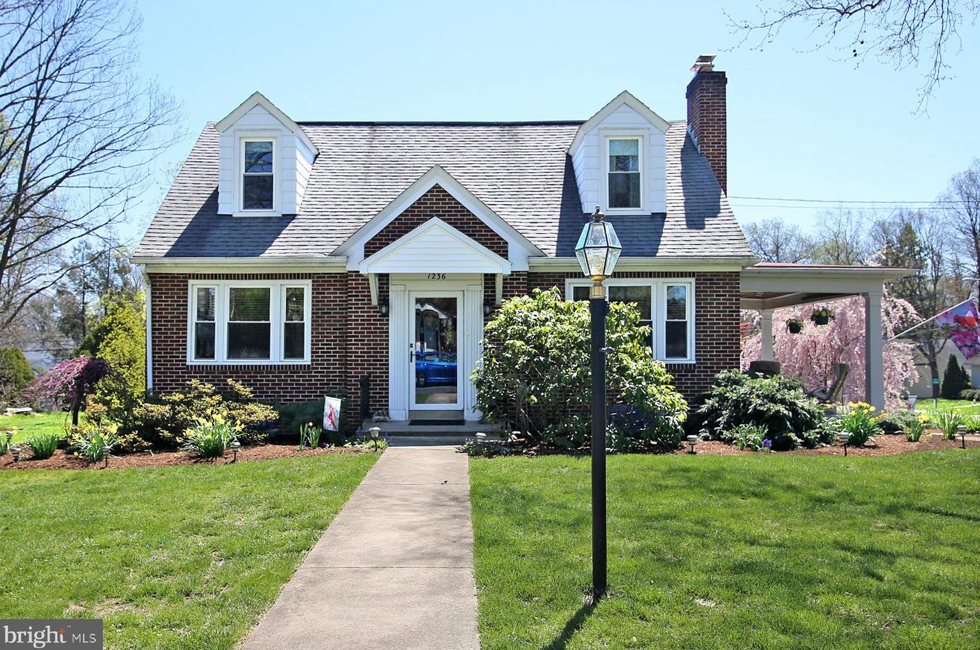 1236 Elm St, Lebanon, PA 17042-6523