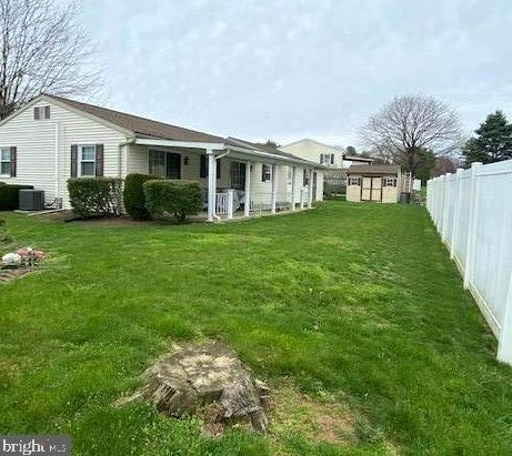 639 Henry Houck Ln, Lebanon, PA 17042-8804