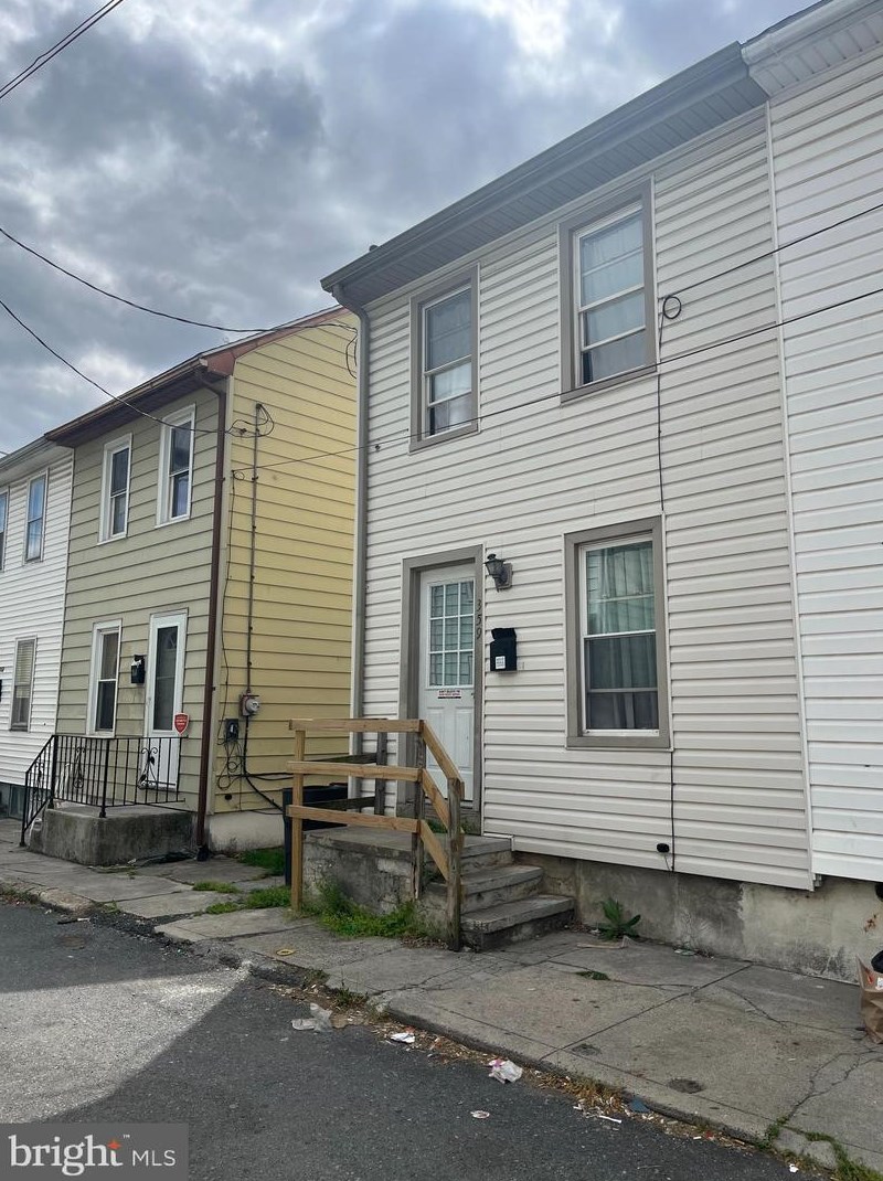 359 Harrison St, Lebanon, PA 17046