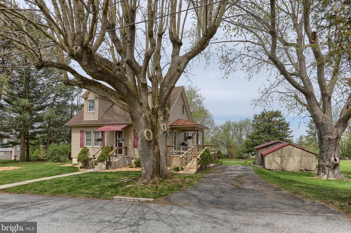 211 Rex St, Lebanon, PA 17042-8858