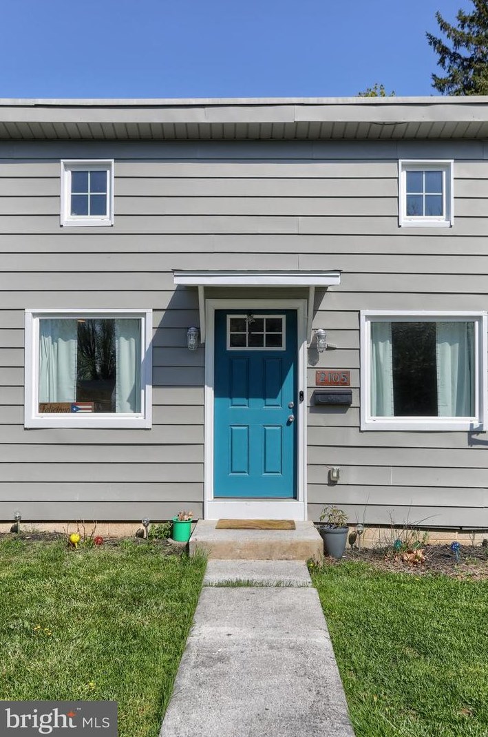 2105 Allegheny Ave, Lebanon, PA 17042-8318