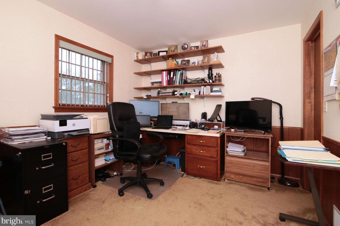 836 Tudor Ln, Lebanon PA  17042-6406 exterior