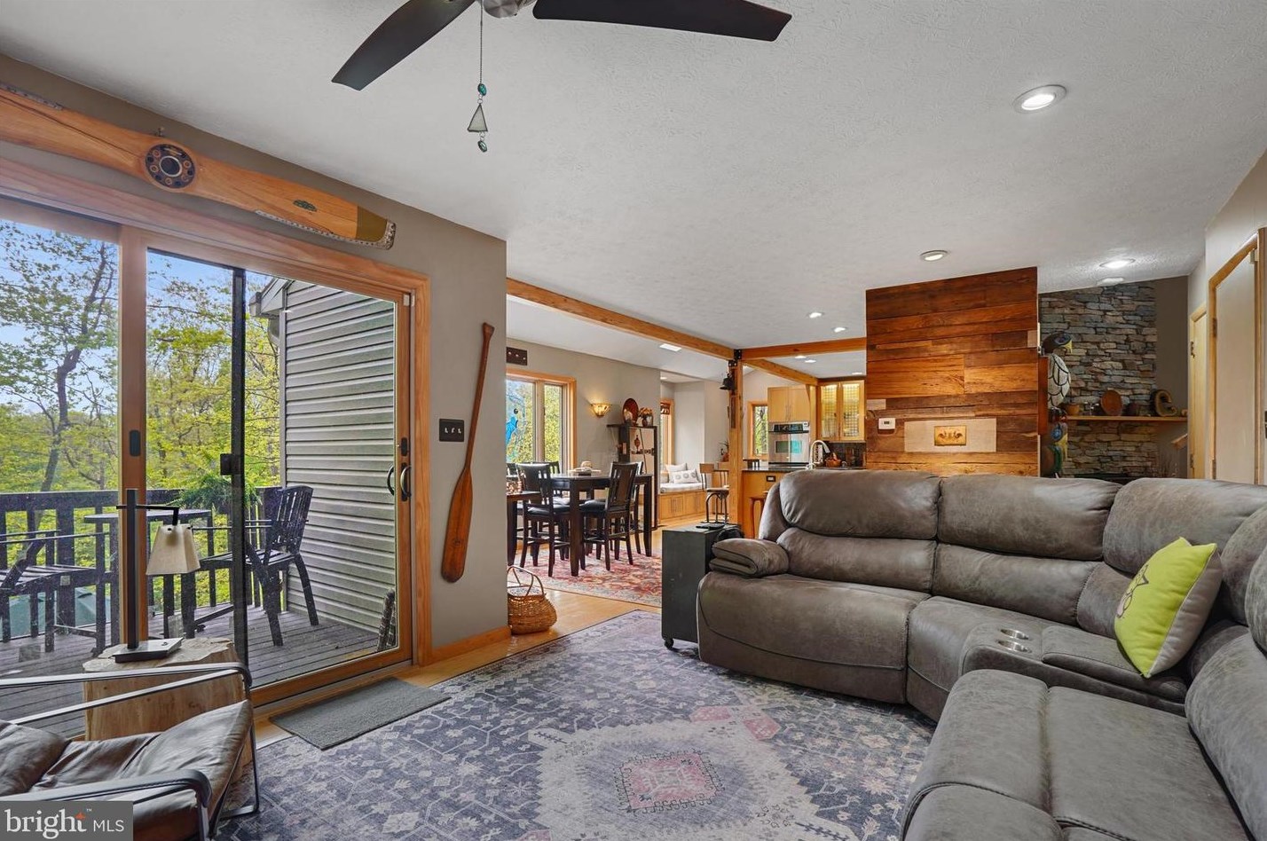 151 Timber Ln, Lebanon PA  17042-8976 exterior