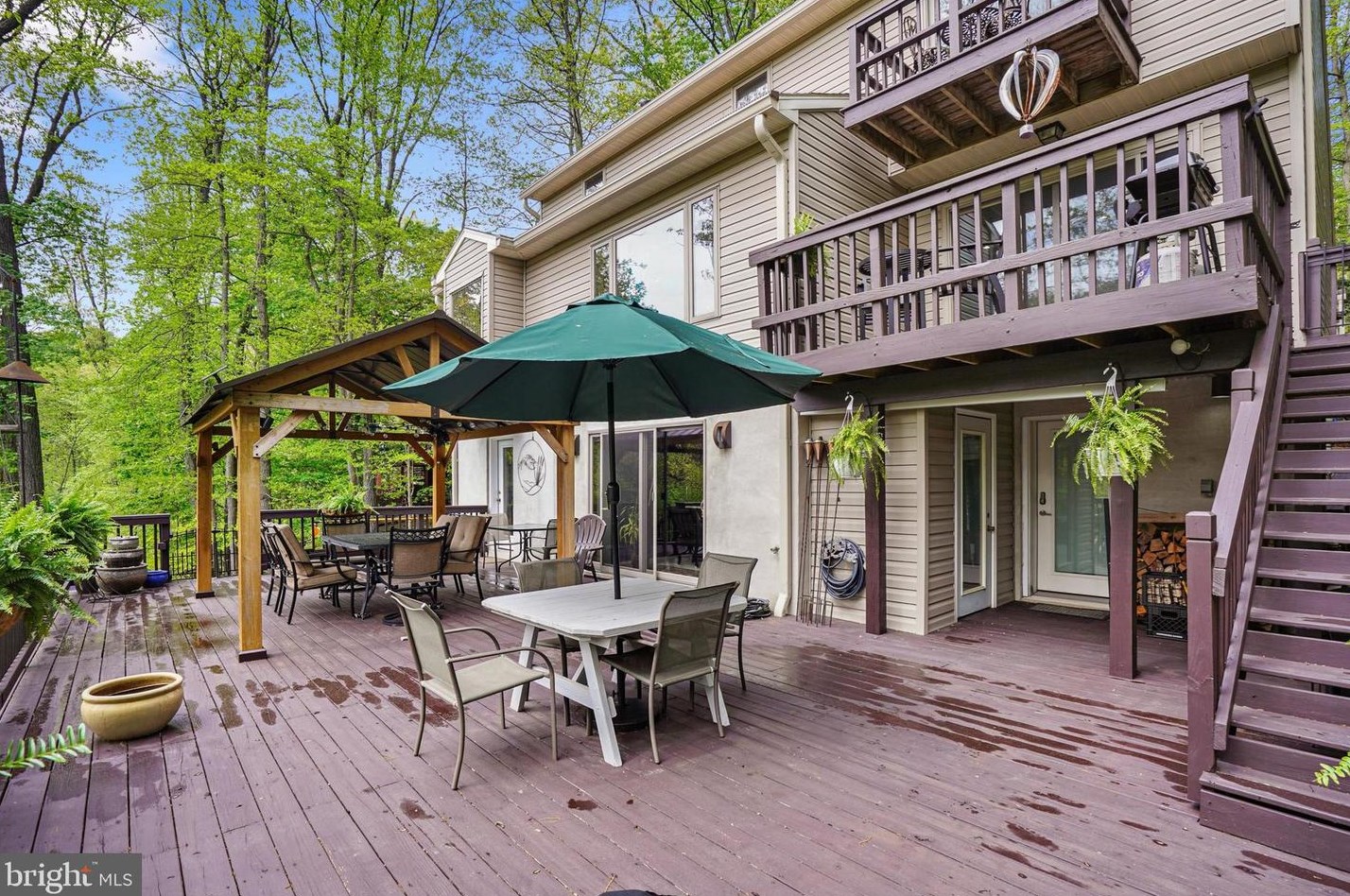 151 Timber Ln, Lebanon PA  17042-8976 exterior