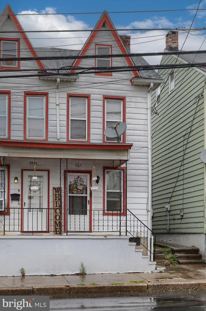 537 Maple St, Lebanon, PA 17046-2962
