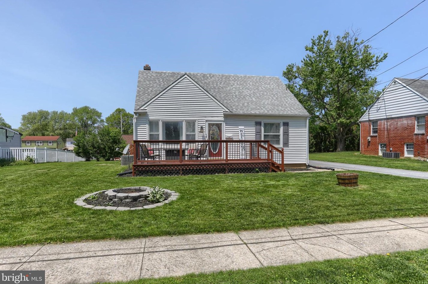 463 Beechwood Ave, Lebanon, PA 17042-7620