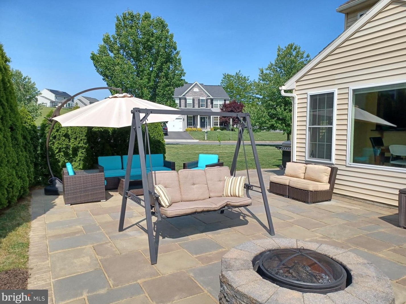 31 Sweetbriar Ln, Lebanon, PA 17046