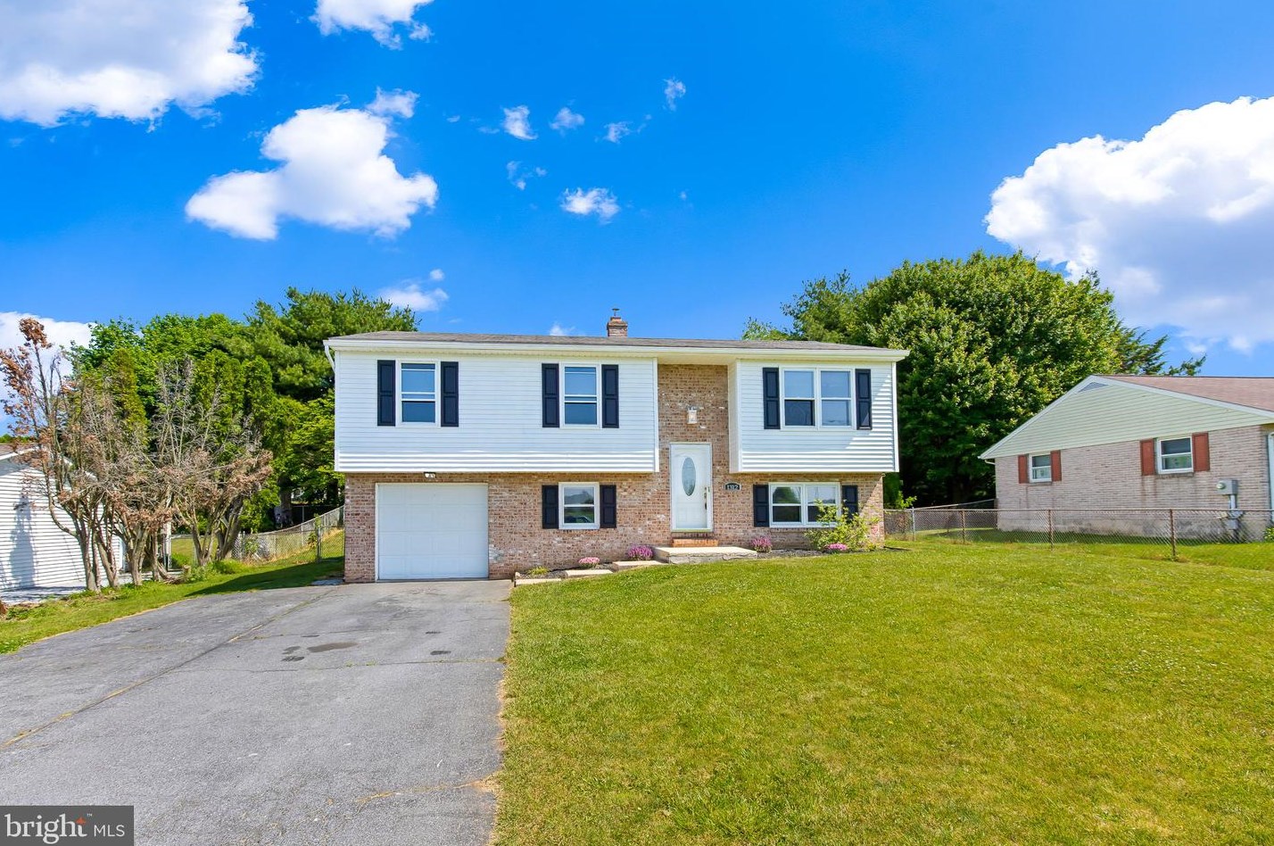 1312 Birch Rd, Lebanon, PA 17042