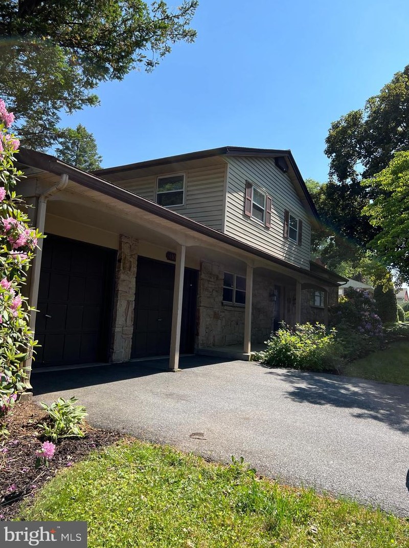 410 Evergreen Rd, Lebanon, PA 17042-7509