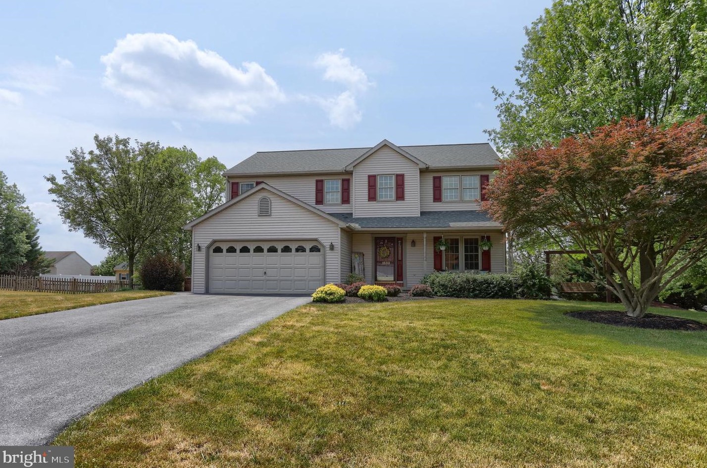 1832 Creston Dr, Lebanon, PA 17046-1806