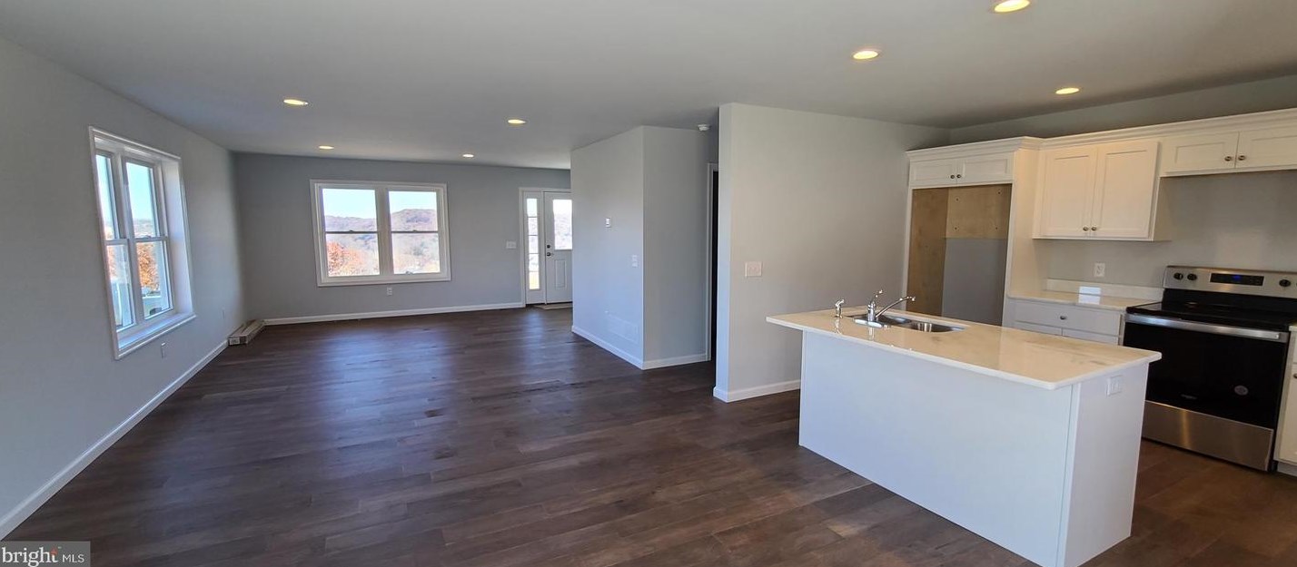 232 Gary Ave, Lebanon PA 17046-1916 exterior