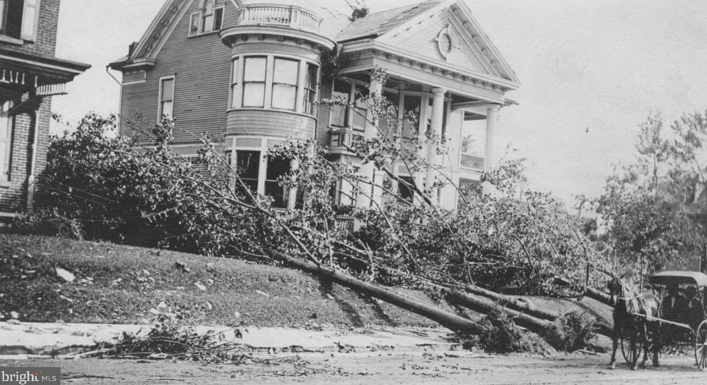 337 Main St, Bellegrove PA 17003-1358 exterior