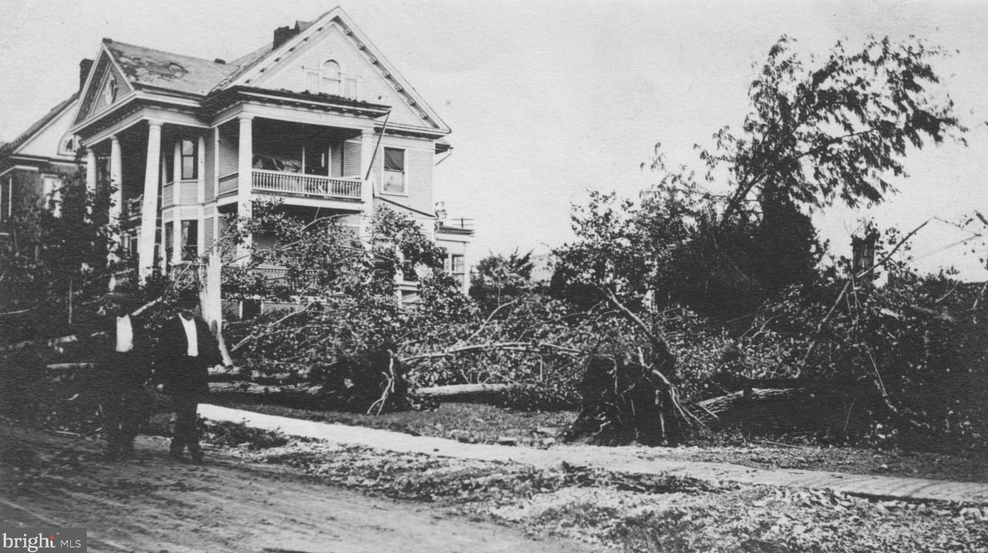 337 Main St, Bellegrove PA 17003-1358 exterior