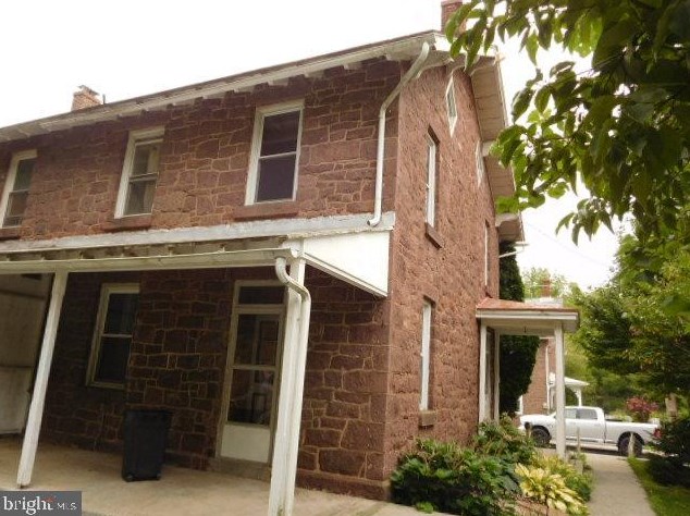 220 Burd Coleman Rd, Lebanon, PA 17042-8700
