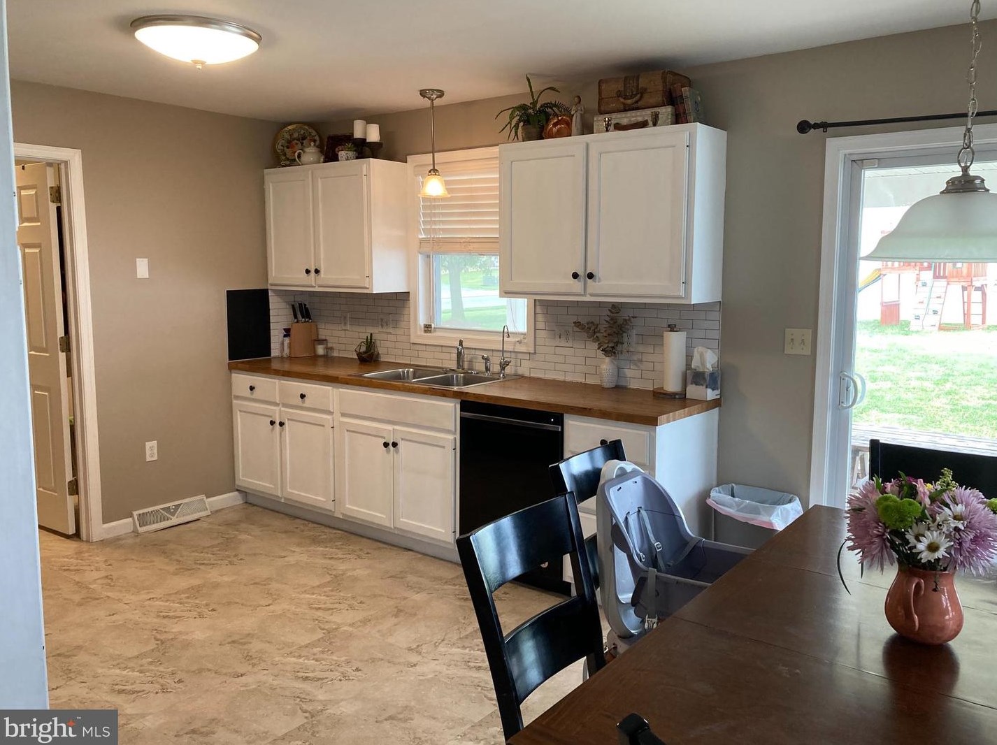 133 Treeline Dr, Stricklerstown, PA 17073