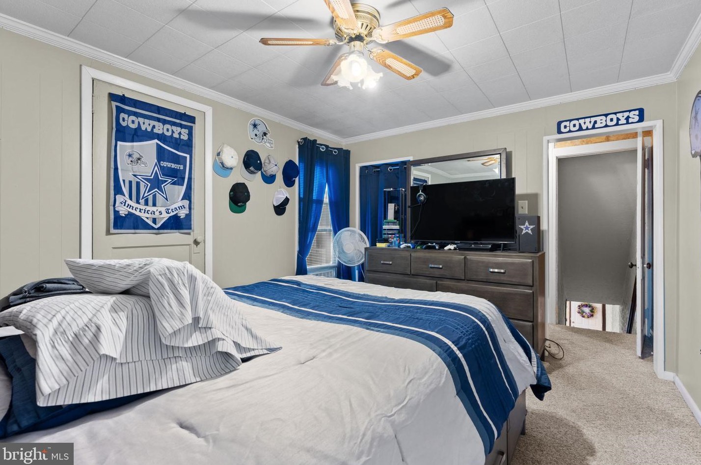 1823 Ctr St, Lebanon PA 17042-4447 exterior