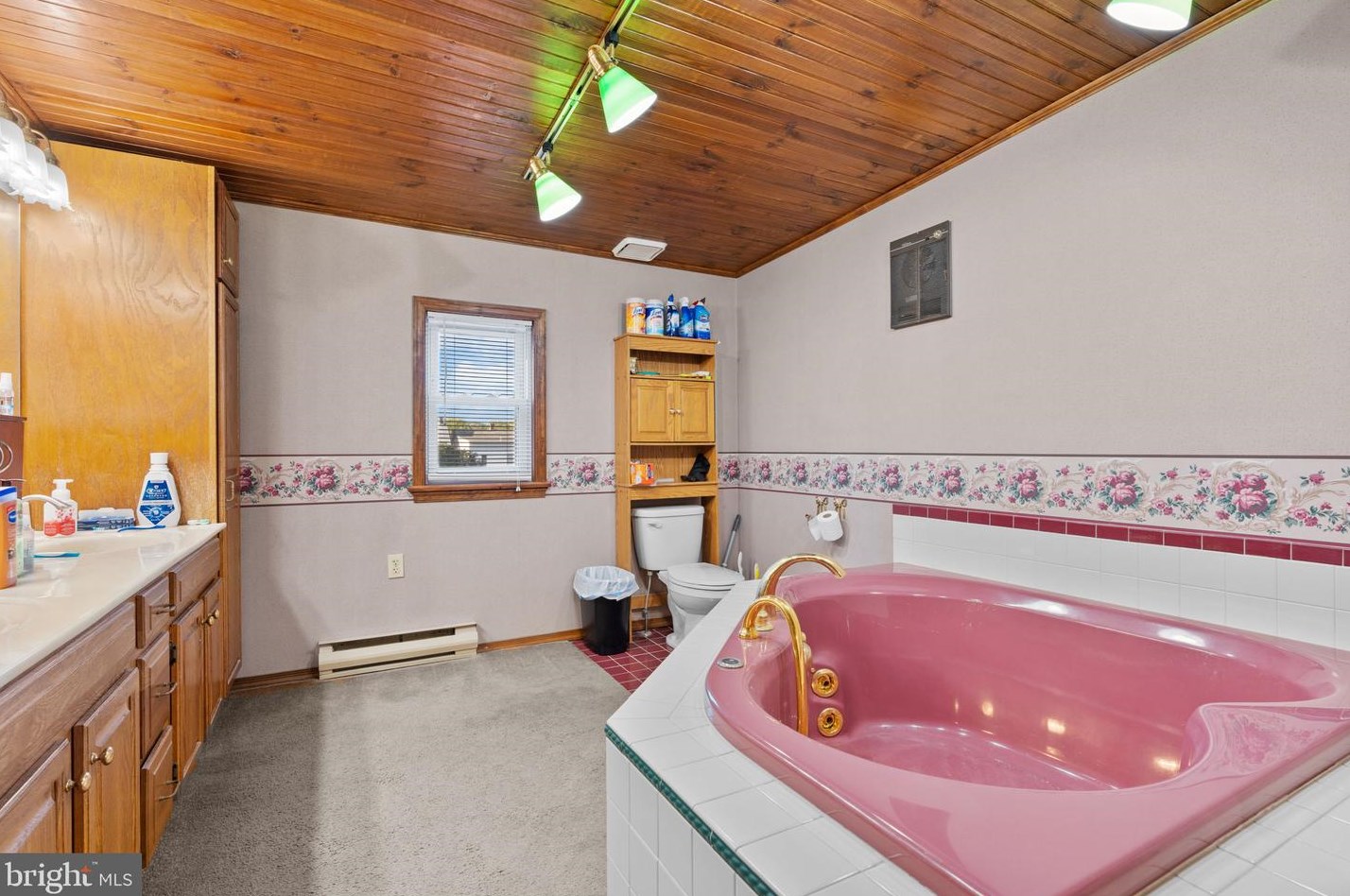 1823 Ctr St, Lebanon PA 17042-4447 exterior