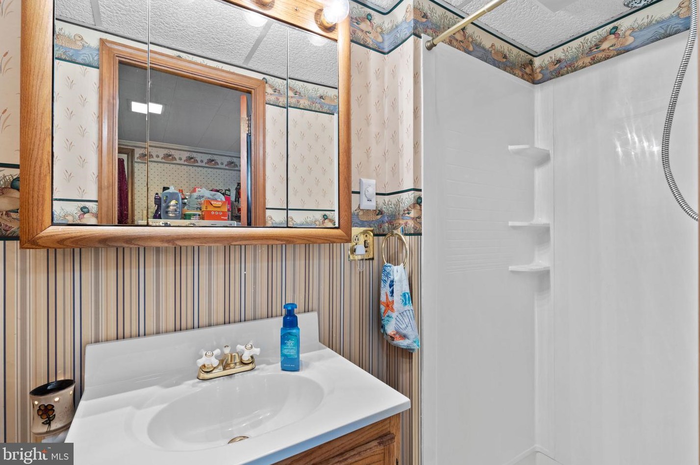 1823 Ctr St, Lebanon PA 17042-4447 exterior