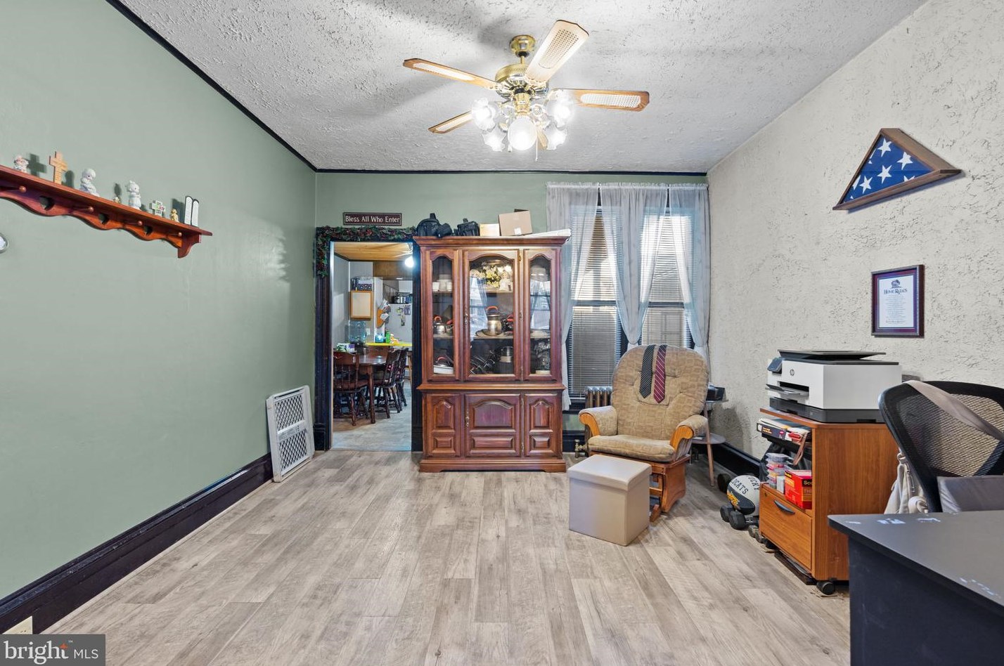 1823 Ctr St, Lebanon PA 17042-4447 exterior