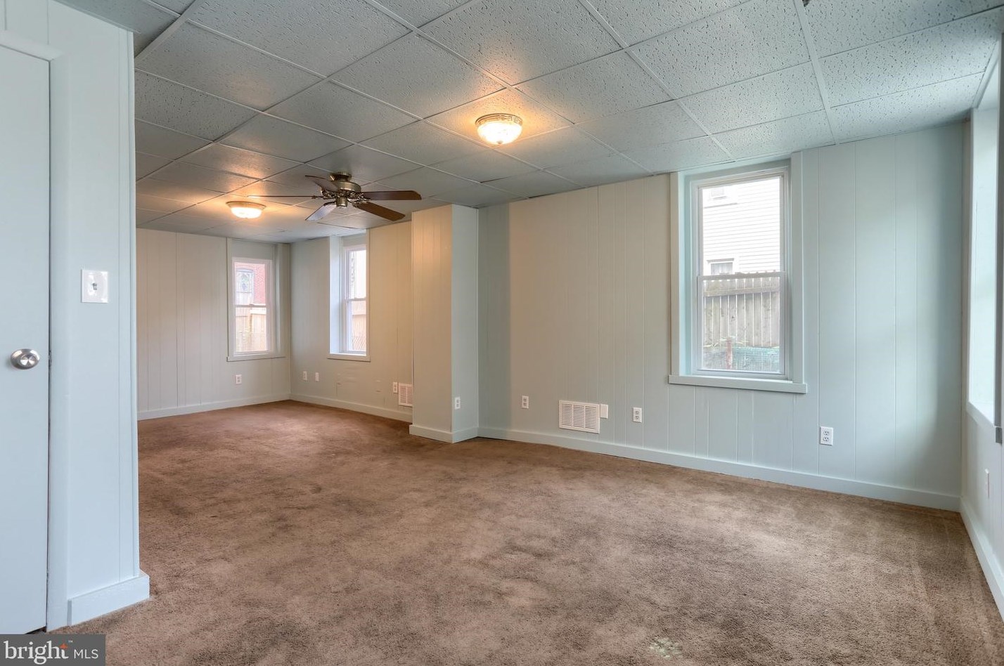 333 Hornet St, Lebanon PA  17046-3637 exterior