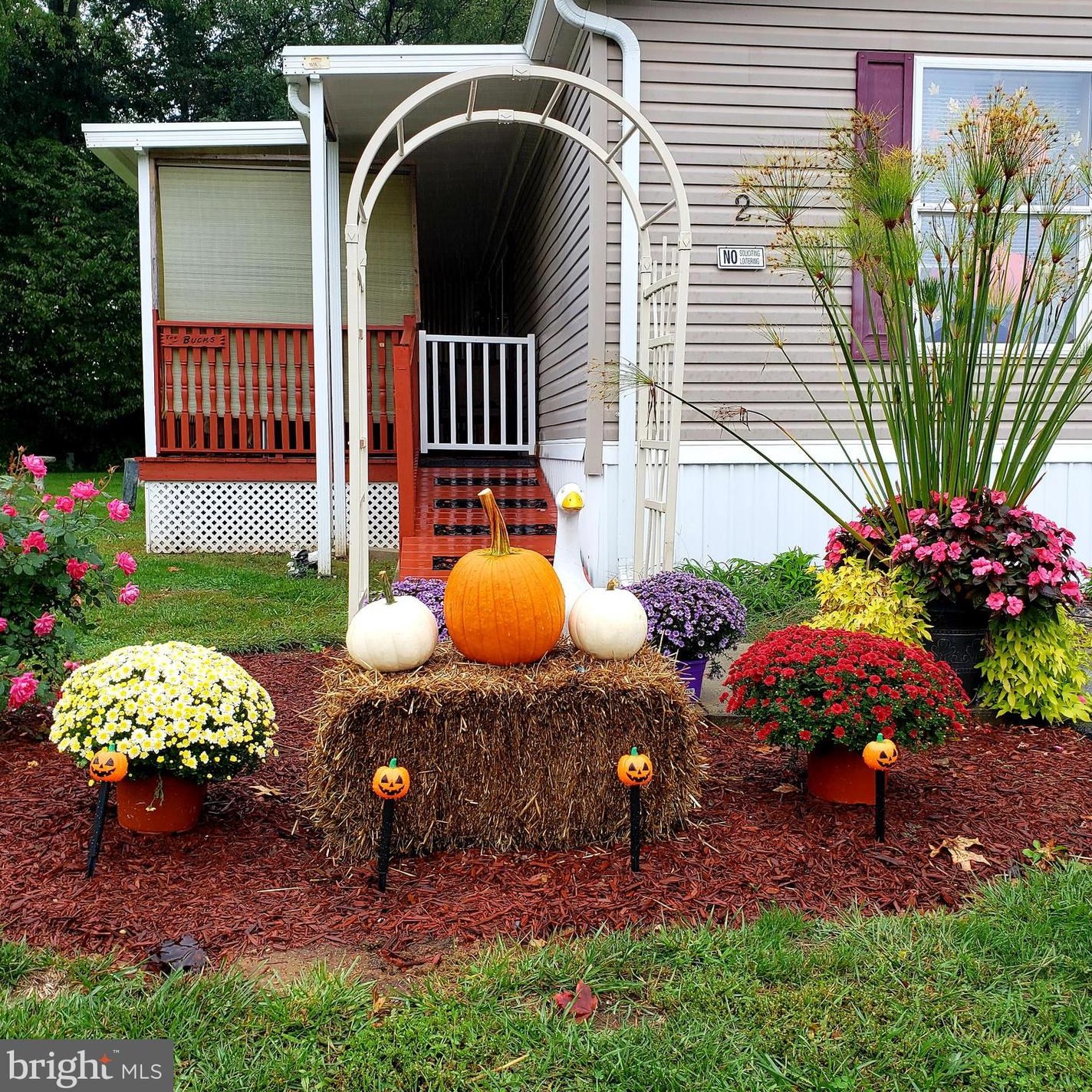 2 Carol Ann Dr, Lebanon, PA 17046-9203