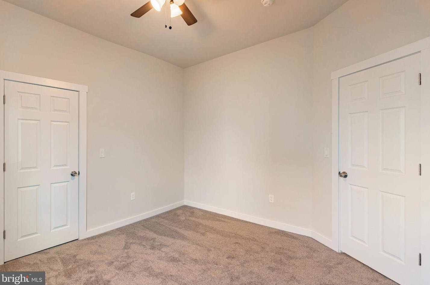 541 8th St, Lebanon PA  17042-6025 exterior