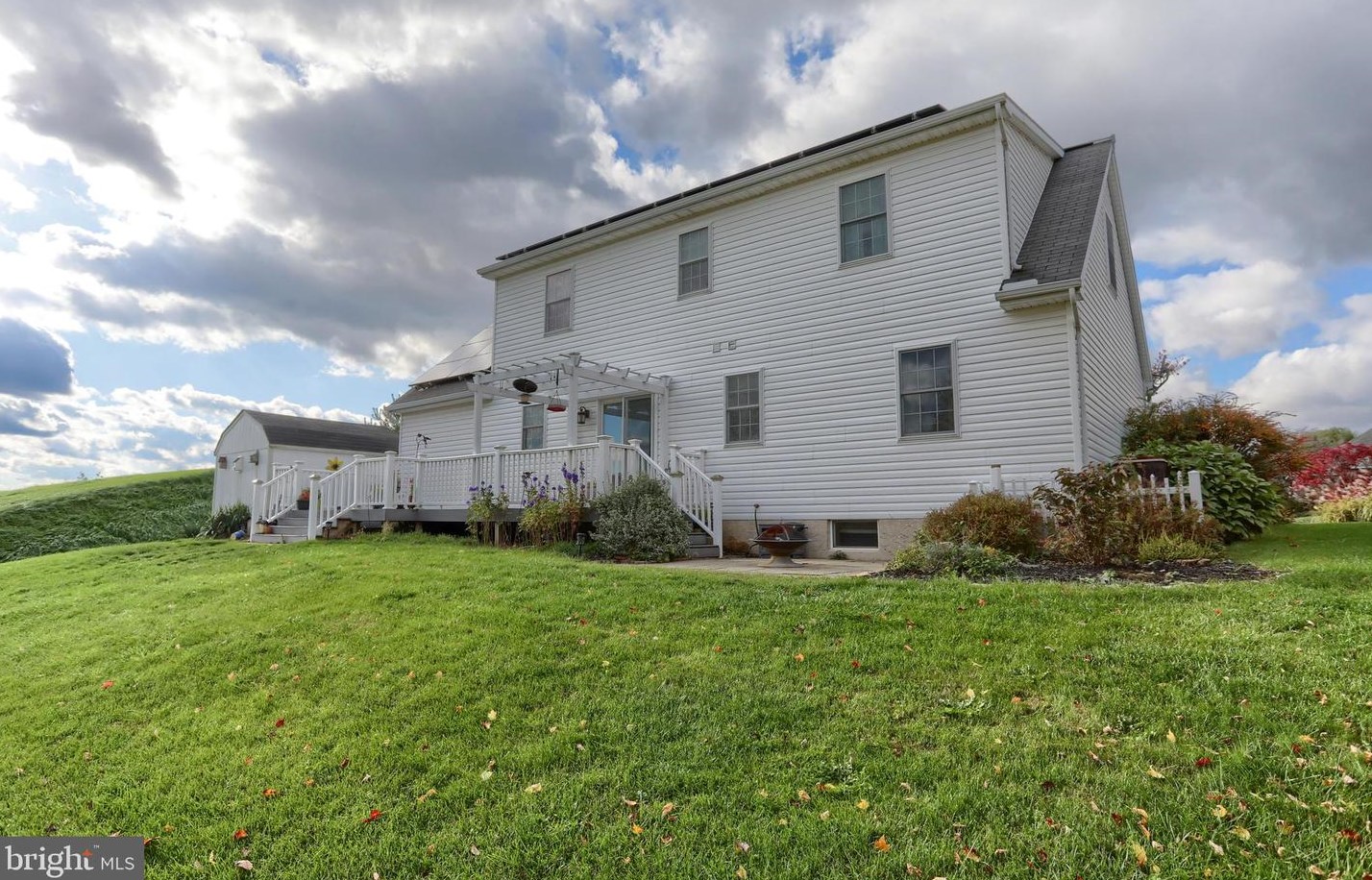 1350 Juniper St, Lebanon PA  17042-6432 exterior