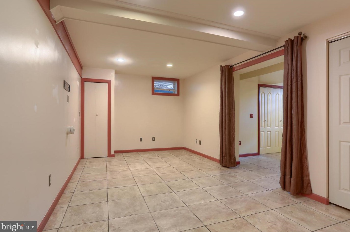 1350 Juniper St, Lebanon PA  17042-6432 exterior