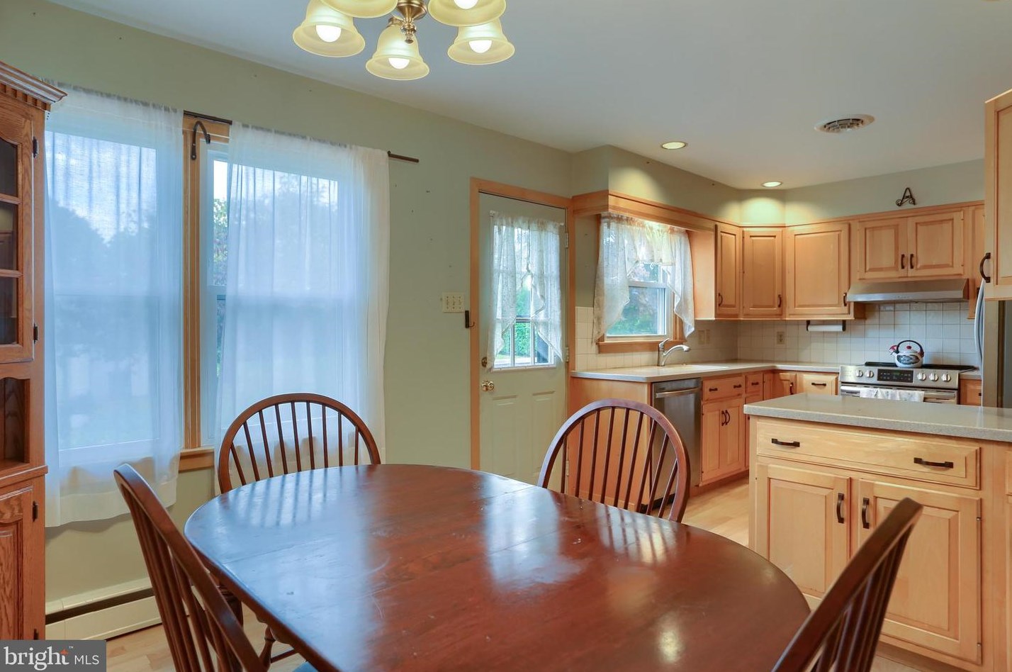 427 Locust St, Lebanon PA  17042-3114 exterior