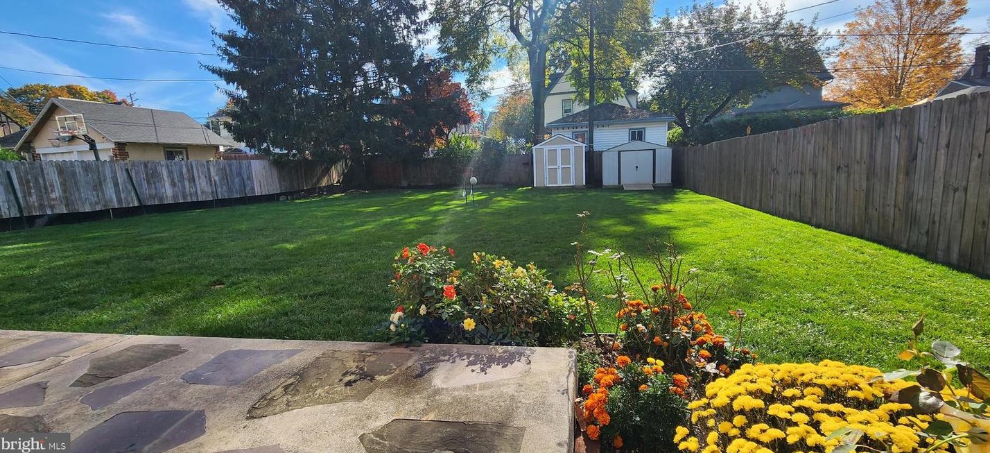 34 Walnut St, Lebanon, PA 17042-5471
