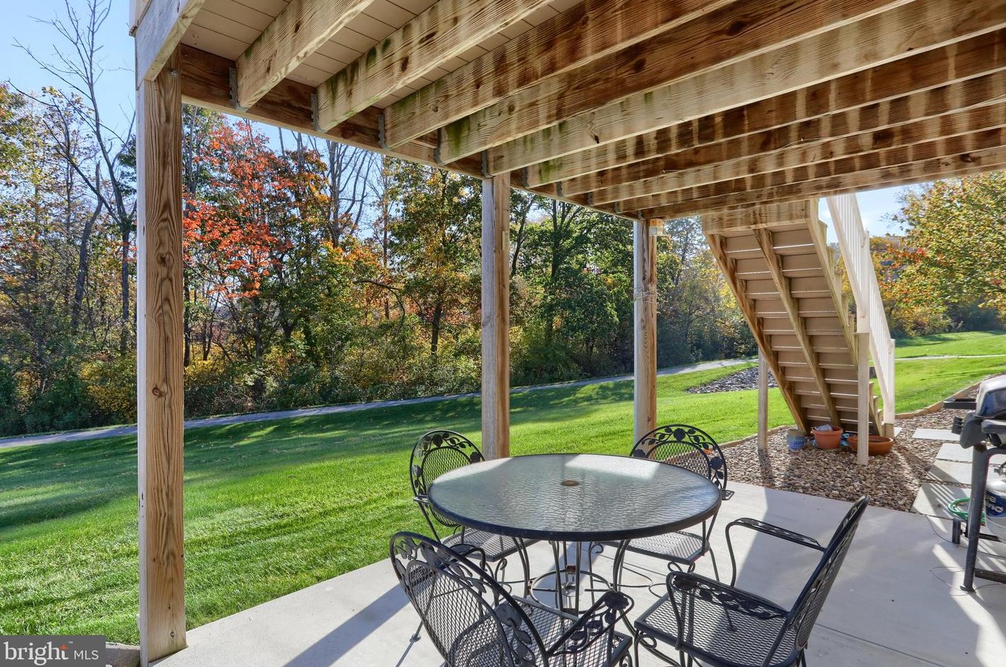 1023 English Dr, Lebanon PA  17042-9267 exterior