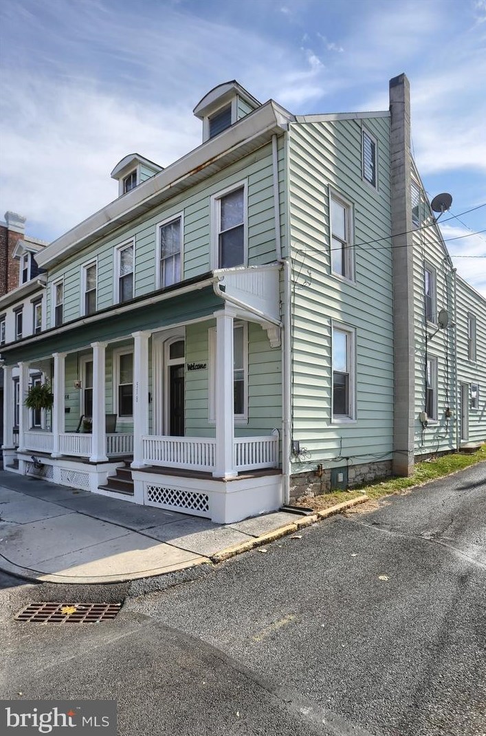 518 Chestnut St, Lebanon PA 17042-3105 exterior