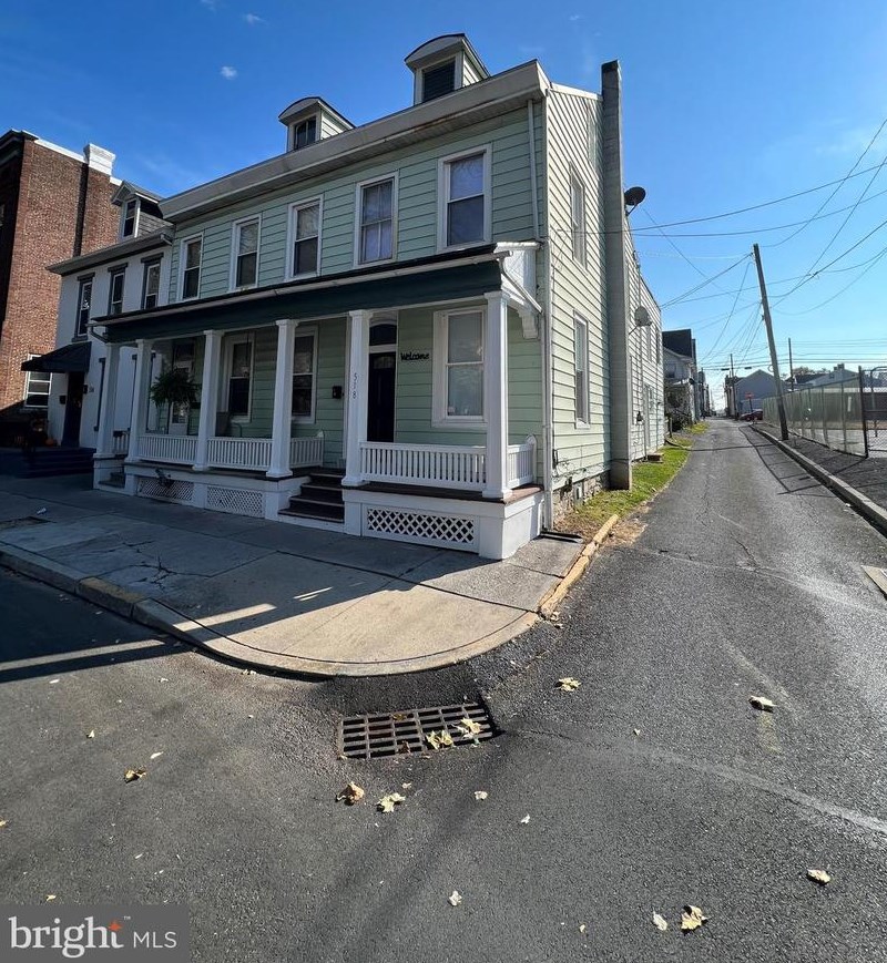 518 Chestnut St, Lebanon, PA 17042-3105