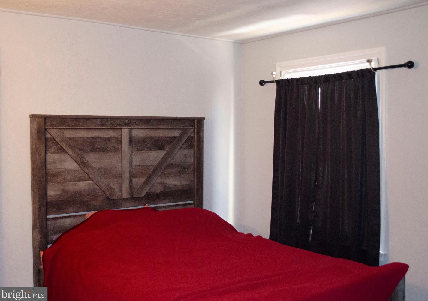 114 S 3rd St, Lebanon, PA 17042