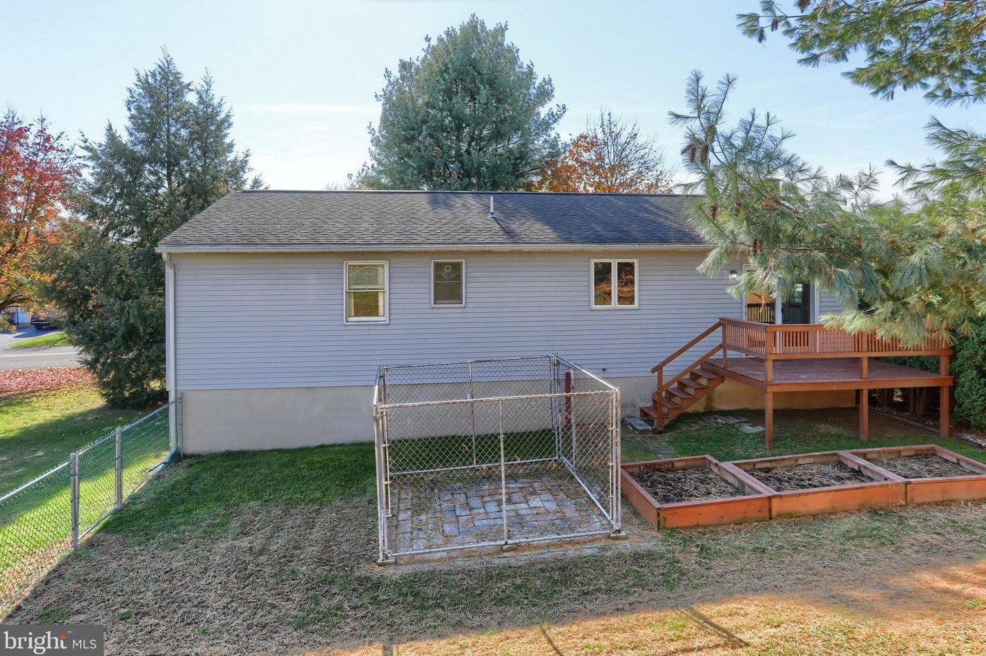 26 Middle Ave, Bordnersville PA  17038-8912 exterior