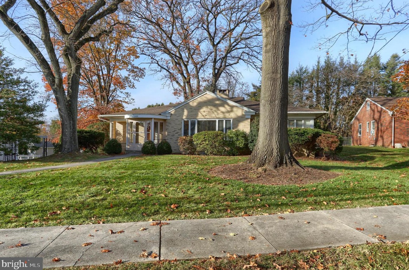 1225 Oak St, Lebanon, PA 17042
