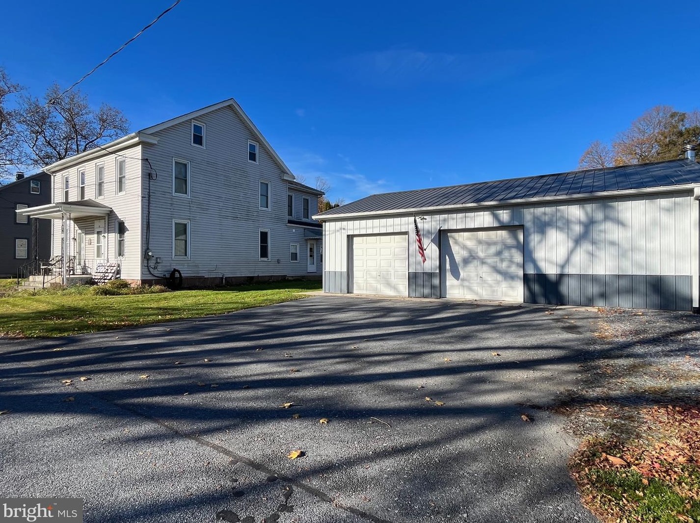 31 Locust Ln, Lebanon, PA 17042-9569